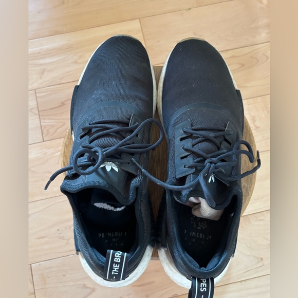 Adidas Black Primeknit Sneakers - Picture 1 of 3